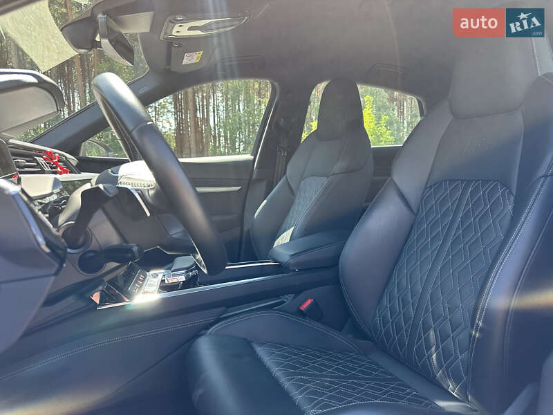 Позашляховик / Кросовер Audi e-tron S Sportback 2020 в Ковелі