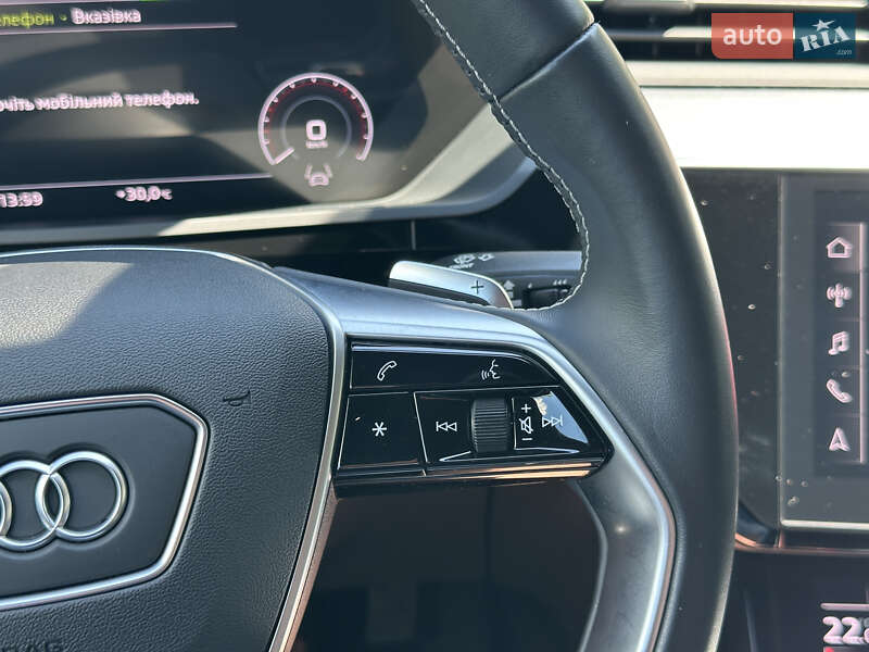 Позашляховик / Кросовер Audi e-tron S Sportback 2020 в Ковелі