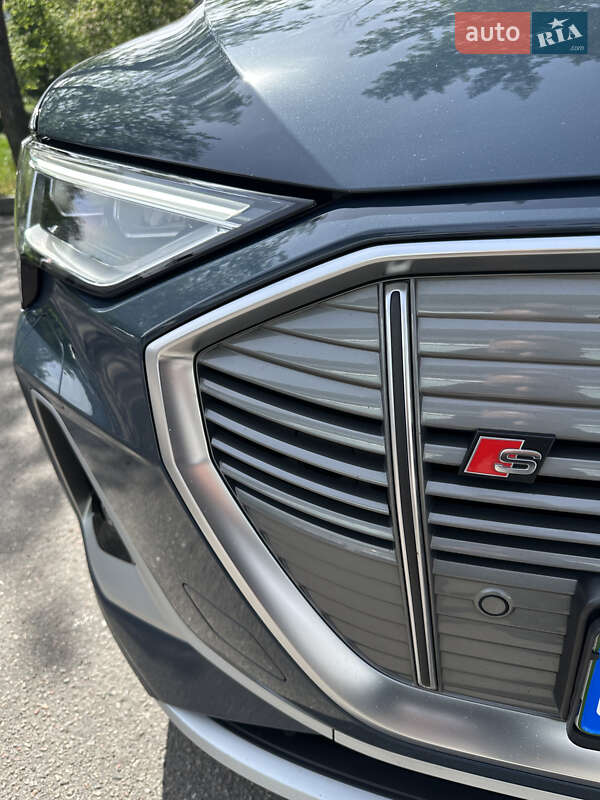 Внедорожник / Кроссовер Audi e-tron S Sportback 2021 в Киеве