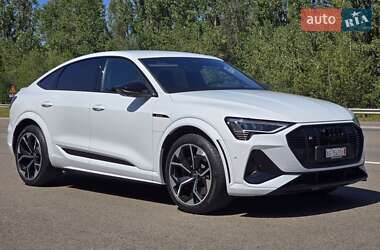 Внедорожник / Кроссовер Audi e-tron S Sportback 2021 в 