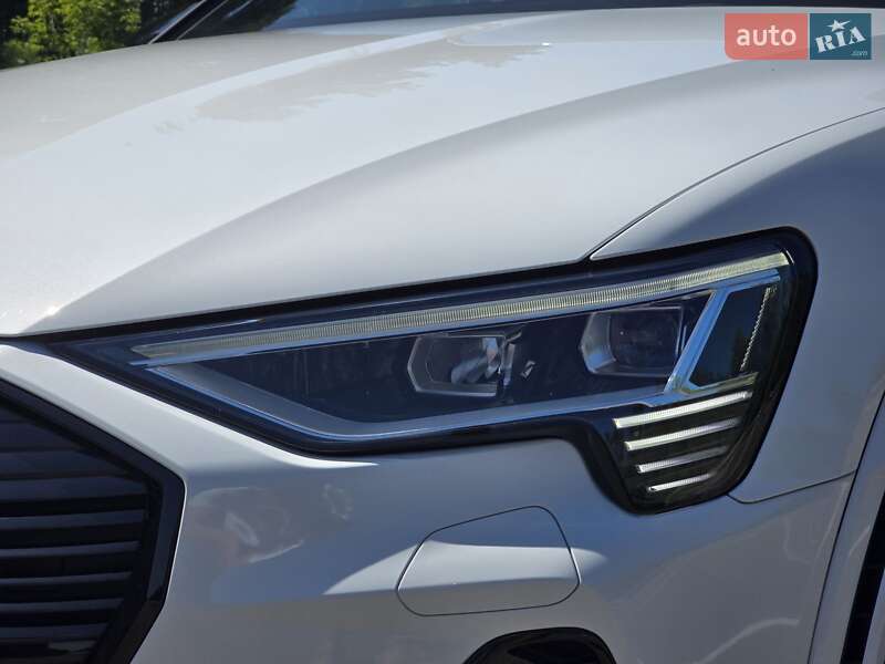 Позашляховик / Кросовер Audi e-tron S Sportback 2021 в Ковелі фото 16 Позашляховик / Кросовер Audi e-tron S Sportback 2021 в Ковелі