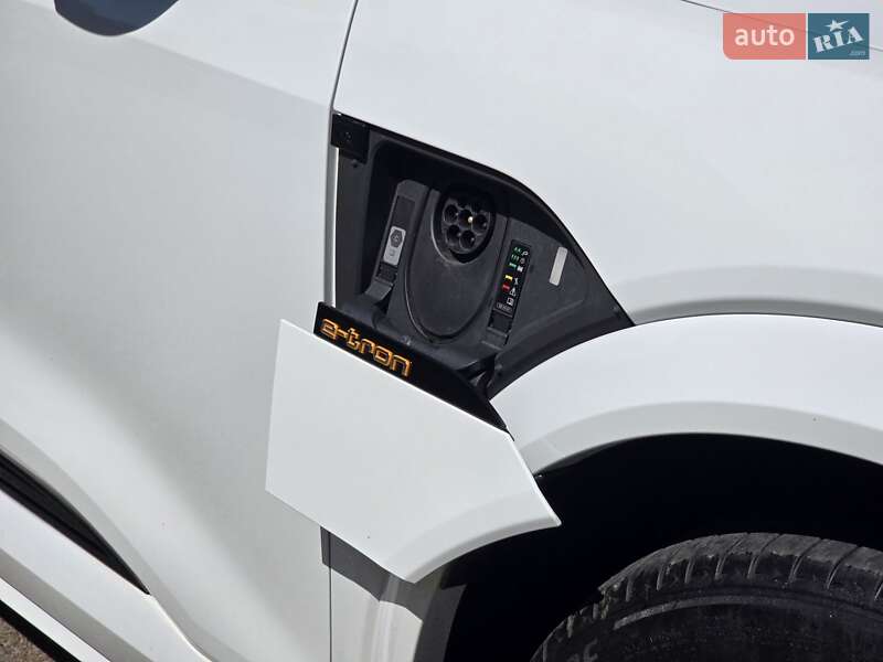 Позашляховик / Кросовер Audi e-tron S Sportback 2021 в Ковелі фото 26 Позашляховик / Кросовер Audi e-tron S Sportback 2021 в Ковелі