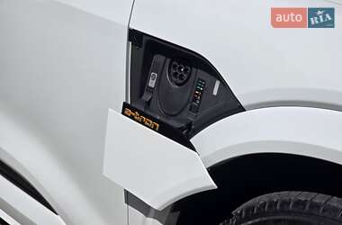 Внедорожник / Кроссовер Audi e-tron S Sportback 2021 в 