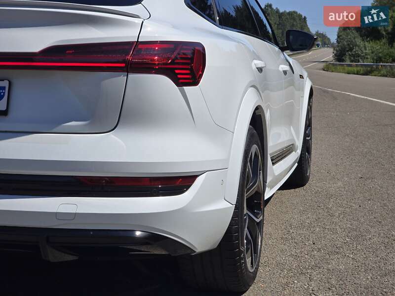 Позашляховик / Кросовер Audi e-tron S Sportback 2021 в Ковелі фото 32 Позашляховик / Кросовер Audi e-tron S Sportback 2021 в Ковелі