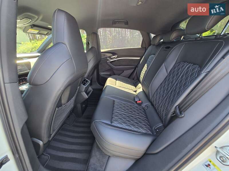 Позашляховик / Кросовер Audi e-tron S Sportback 2021 в Ковелі фото 59 Позашляховик / Кросовер Audi e-tron S Sportback 2021 в Ковелі