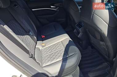 Внедорожник / Кроссовер Audi e-tron S Sportback 2021 в 