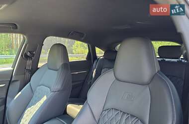 Внедорожник / Кроссовер Audi e-tron S Sportback 2021 в 