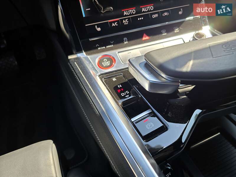 Позашляховик / Кросовер Audi e-tron S Sportback 2021 в Ковелі фото 91 Позашляховик / Кросовер Audi e-tron S Sportback 2021 в Ковелі