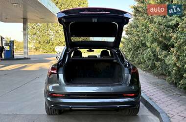 Внедорожник / Кроссовер Audi e-tron S Sportback 2022 в 