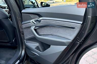 Внедорожник / Кроссовер Audi e-tron S Sportback 2022 в 