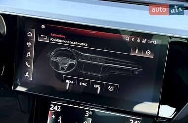 Внедорожник / Кроссовер Audi e-tron S Sportback 2022 в 