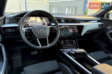 Внедорожник / Кроссовер Audi e-tron S Sportback 2022 в 