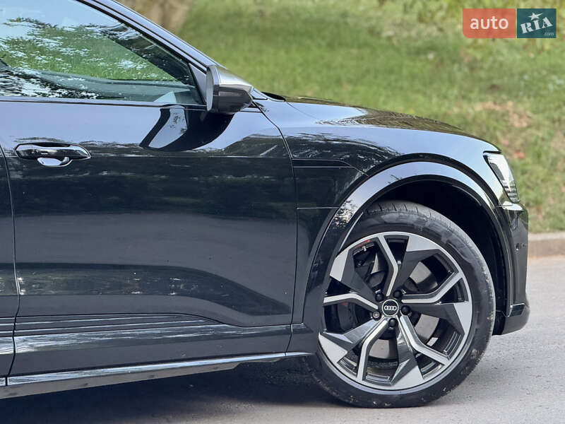 Позашляховик / Кросовер Audi e-tron S Sportback 2021 в Тернополі фото 16 Позашляховик / Кросовер Audi e-tron S Sportback 2021 в Тернополі