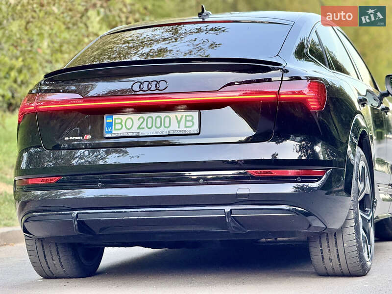 Позашляховик / Кросовер Audi e-tron S Sportback 2021 в Тернополі фото 23 Позашляховик / Кросовер Audi e-tron S Sportback 2021 в Тернополі
