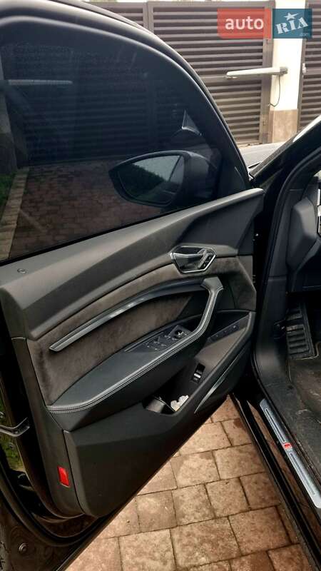 Позашляховик / Кросовер Audi e-tron S Sportback 2021 в Тернополі фото 11 Позашляховик / Кросовер Audi e-tron S Sportback 2021 в Тернополі