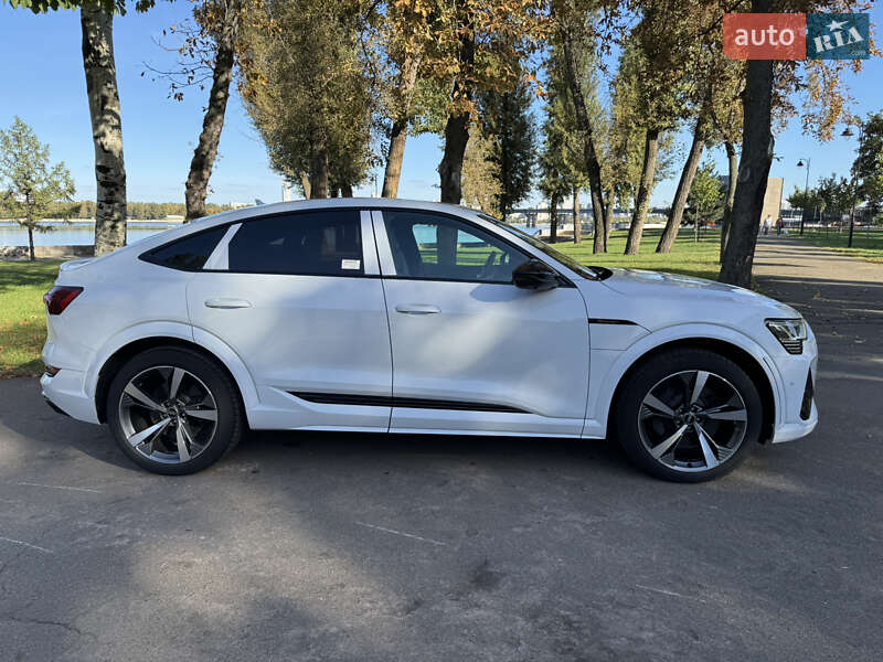 Внедорожник / Кроссовер Audi e-tron S Sportback 2022 в Киеве
