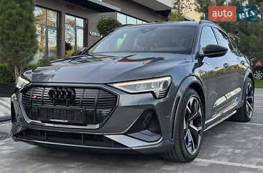 Внедорожник / Кроссовер Audi e-tron S Sportback 2021 в 