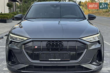 Внедорожник / Кроссовер Audi e-tron S Sportback 2021 в 