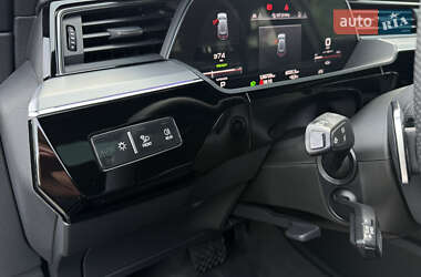 Внедорожник / Кроссовер Audi e-tron S Sportback 2021 в 