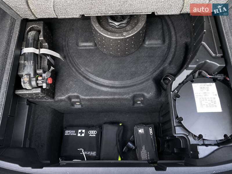 Позашляховик / Кросовер Audi e-tron S Sportback 2023 в Львові фото 115 Позашляховик / Кросовер Audi e-tron S Sportback 2023 в Львові