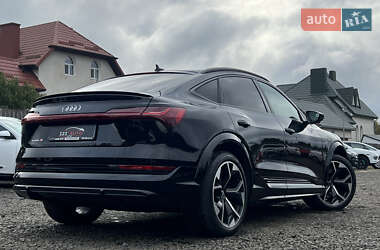 Внедорожник / Кроссовер Audi e-tron S Sportback 2022 в 