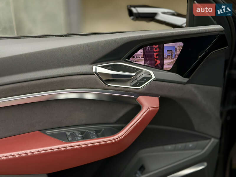 Внедорожник / Кроссовер Audi e-tron S Sportback 2023 в Харькове