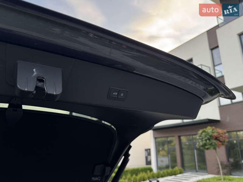 Внедорожник / Кроссовер Audi e-tron S Sportback 2021 в Ужгороде