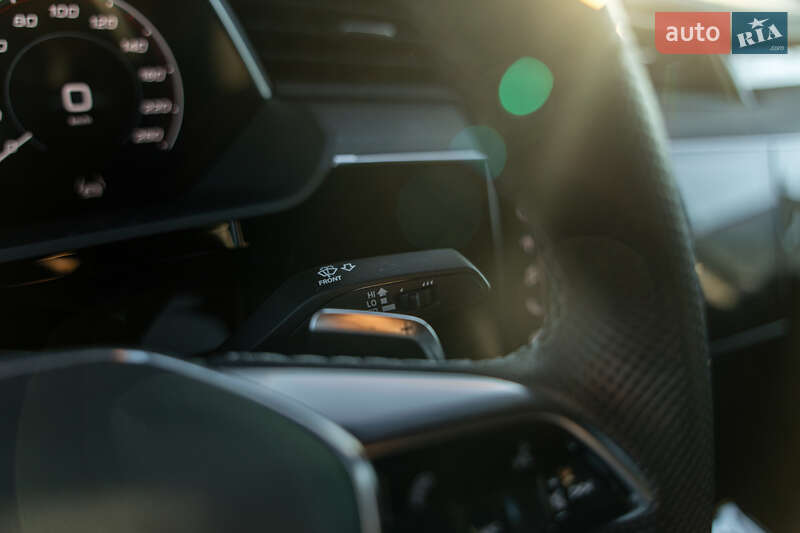Внедорожник / Кроссовер Audi e-tron S Sportback 2021 в Львове фото 26 Внедорожник / Кроссовер Audi e-tron S Sportback 2021 в Львове