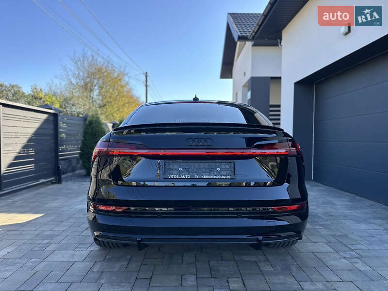 Позашляховик / Кросовер Audi e-tron S Sportback 2022 в Луцьку фото 7 Позашляховик / Кросовер Audi e-tron S Sportback 2022 в Луцьку