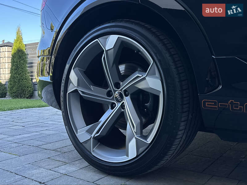 Позашляховик / Кросовер Audi e-tron S Sportback 2022 в Луцьку фото 31 Позашляховик / Кросовер Audi e-tron S Sportback 2022 в Луцьку