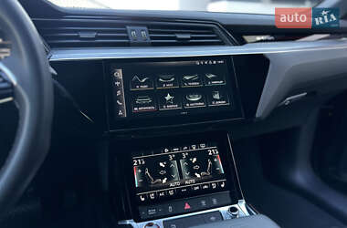Внедорожник / Кроссовер Audi e-tron S Sportback 2022 в 