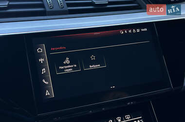 Внедорожник / Кроссовер Audi e-tron S Sportback 2022 в 