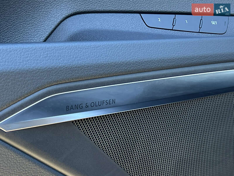 Позашляховик / Кросовер Audi e-tron S Sportback 2022 в Луцьку