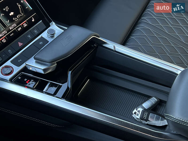 Позашляховик / Кросовер Audi e-tron S Sportback 2022 в Луцьку