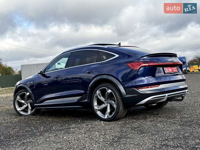 Внедорожник / Кроссовер Audi e-tron S Sportback 2021 в Киеве фото 12 Внедорожник / Кроссовер Audi e-tron S Sportback 2021 в Киеве