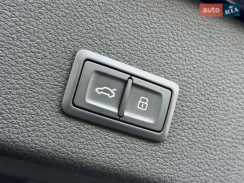 Внедорожник / Кроссовер Audi e-tron S Sportback 2021 в Киеве фото 20 Внедорожник / Кроссовер Audi e-tron S Sportback 2021 в Киеве