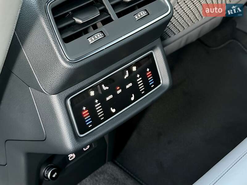 Внедорожник / Кроссовер Audi e-tron S Sportback 2021 в Киеве фото 53 Внедорожник / Кроссовер Audi e-tron S Sportback 2021 в Киеве