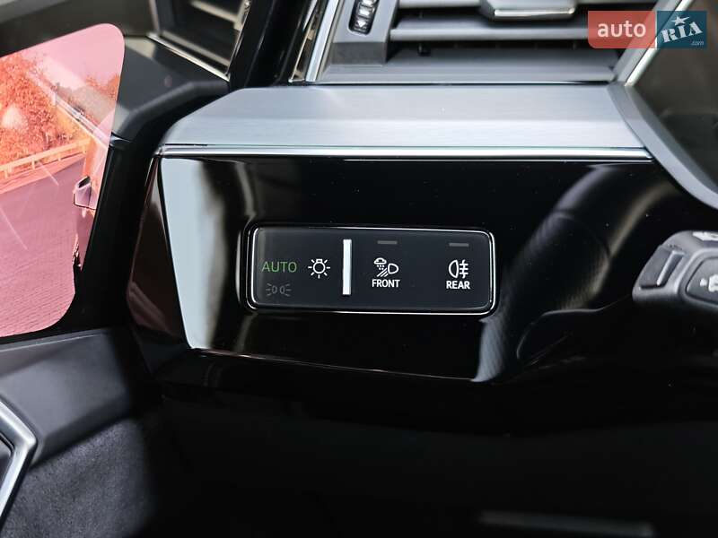 Позашляховик / Кросовер Audi e-tron S Sportback 2021 в Луцьку фото 35 Позашляховик / Кросовер Audi e-tron S Sportback 2021 в Луцьку