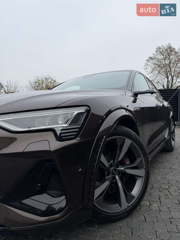 Позашляховик / Кросовер Audi e-tron S Sportback 2021 в Тернополі фото 12 Позашляховик / Кросовер Audi e-tron S Sportback 2021 в Тернополі