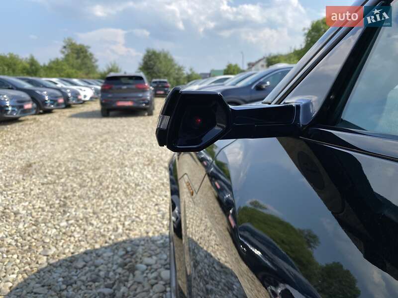 Внедорожник / Кроссовер Audi e-tron S Sportback 2023 в Львове