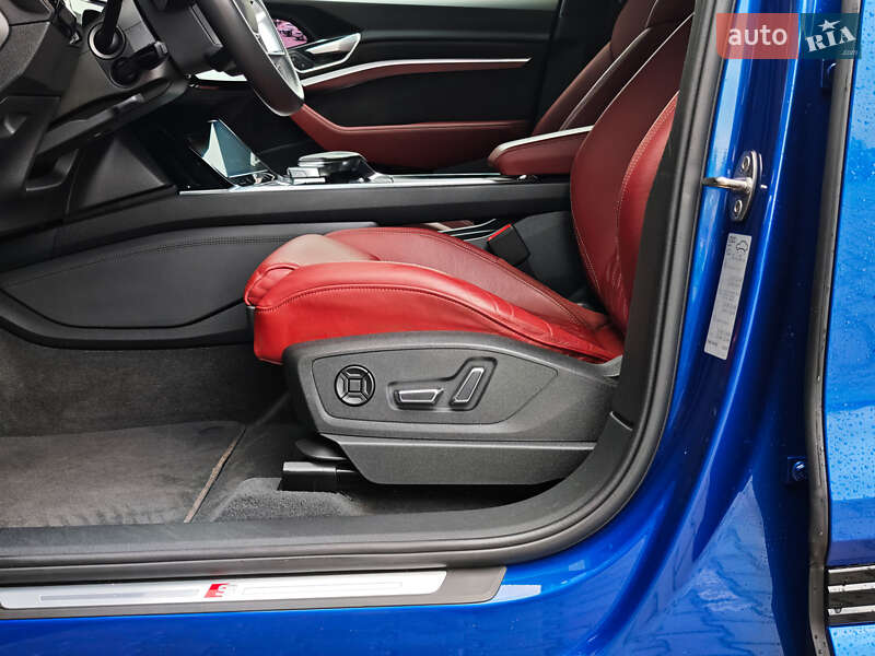 Позашляховик / Кросовер Audi e-tron S Sportback 2021 в Луцьку