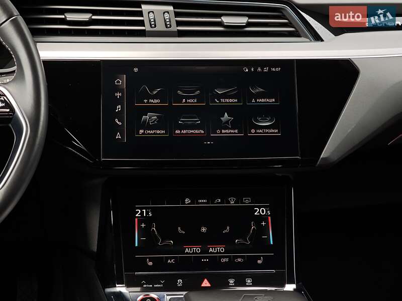 Позашляховик / Кросовер Audi e-tron S Sportback 2021 в Луцьку
