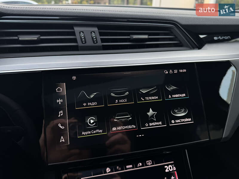 Позашляховик / Кросовер Audi e-tron S Sportback 2021 в Ужгороді