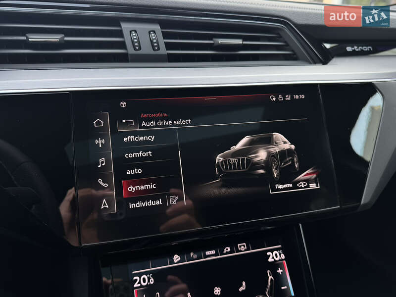 Позашляховик / Кросовер Audi e-tron S Sportback 2021 в Ужгороді