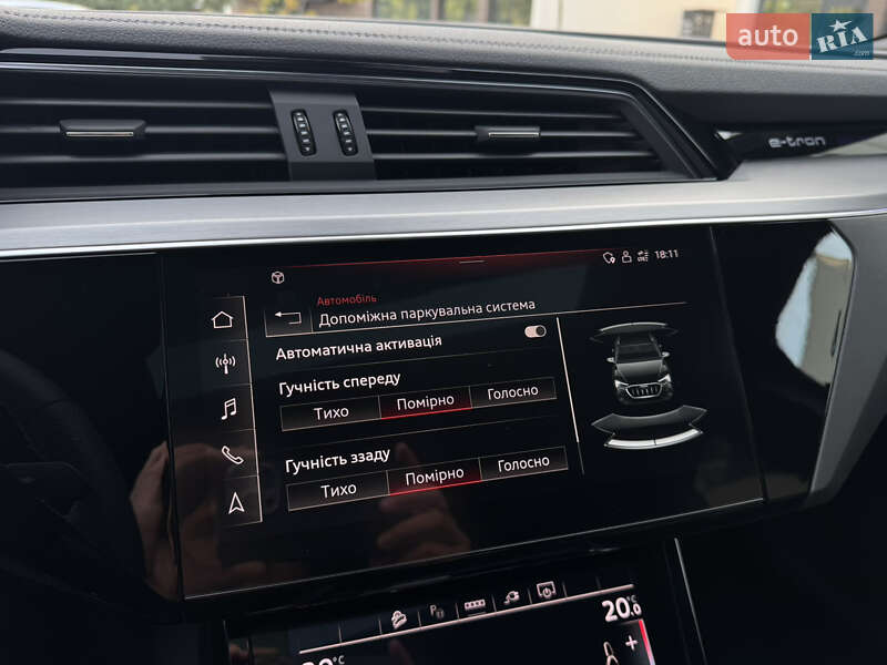 Позашляховик / Кросовер Audi e-tron S Sportback 2021 в Ужгороді