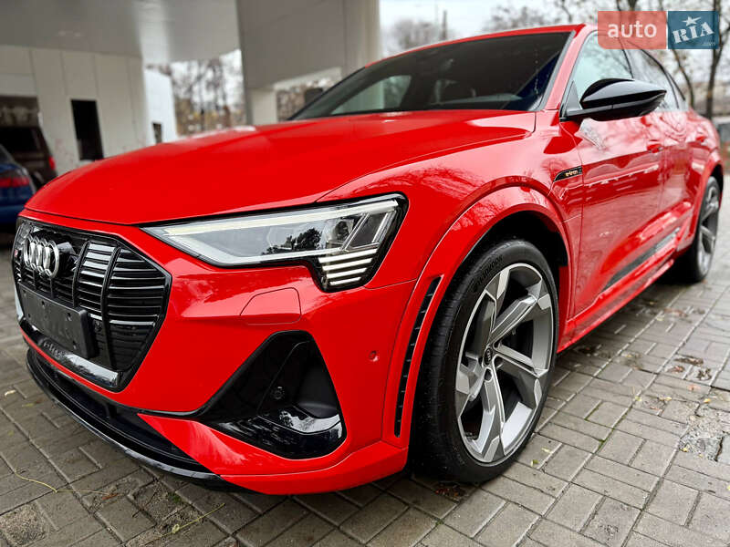 Внедорожник / Кроссовер Audi e-tron S Sportback 2022 в Днепре