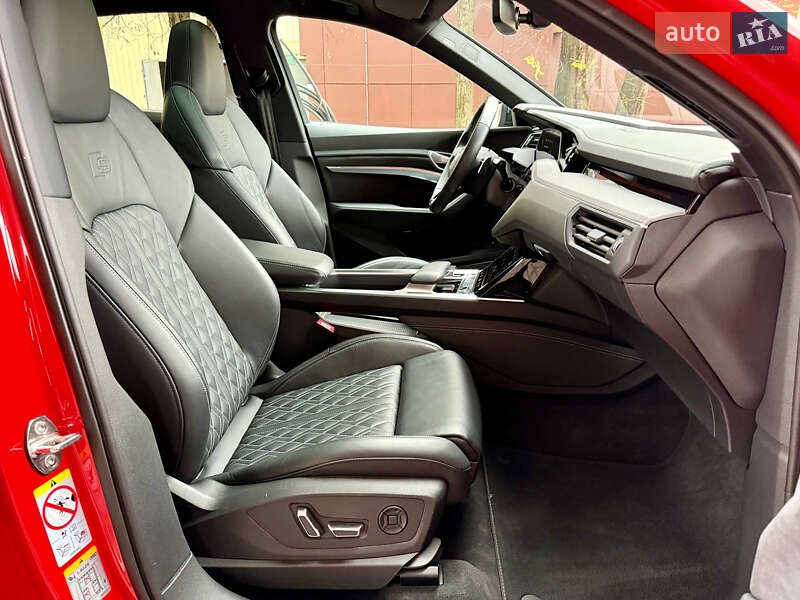 Внедорожник / Кроссовер Audi e-tron S Sportback 2022 в Днепре