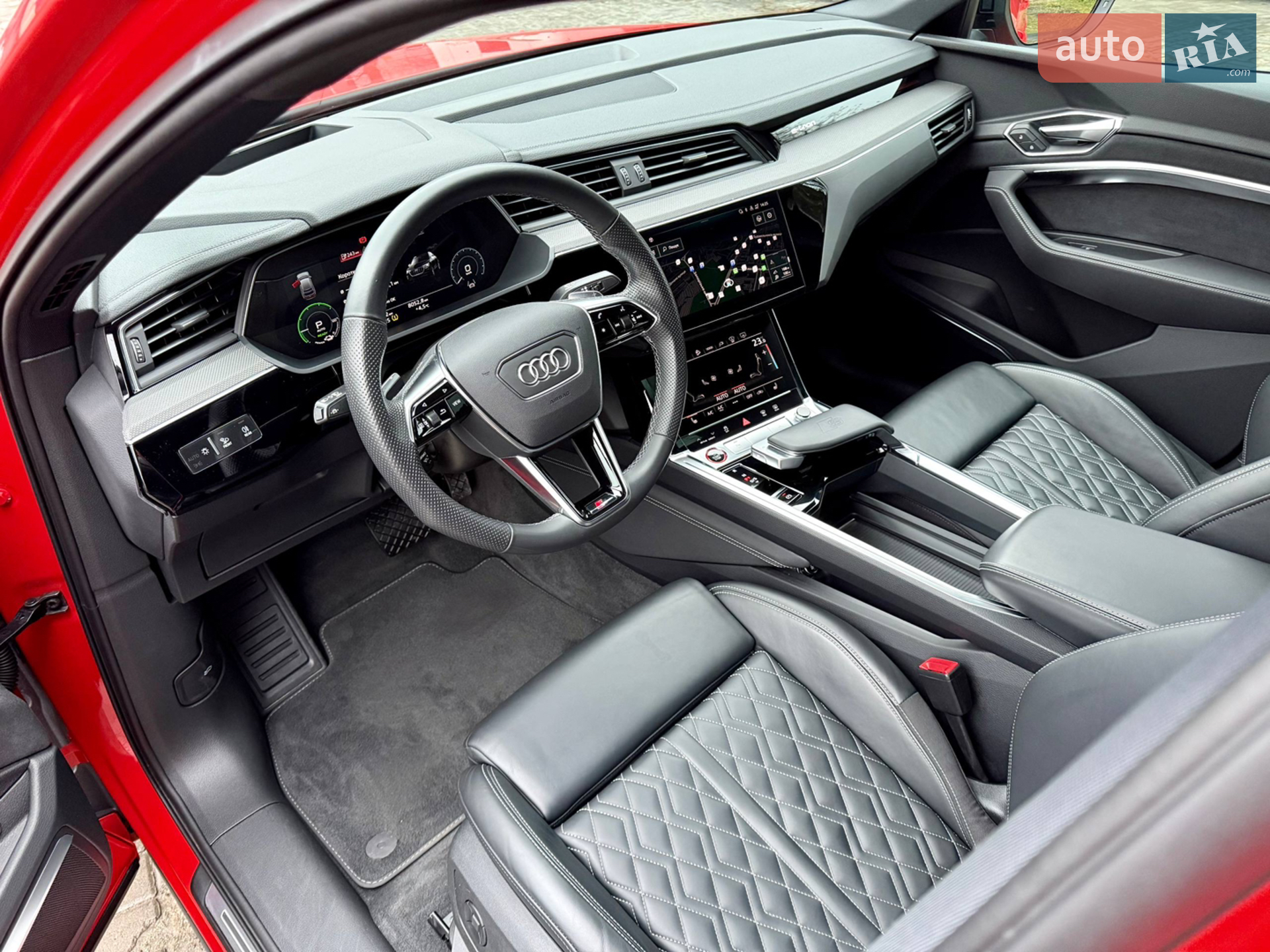 2022 Audi e-tron S Sportback - мініатюра 96