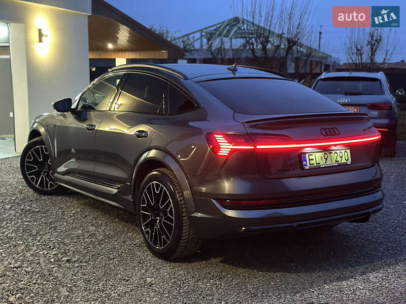 Позашляховик / Кросовер Audi e-tron S Sportback 2021 в Ужгороді фото 8 Позашляховик / Кросовер Audi e-tron S Sportback 2021 в Ужгороді