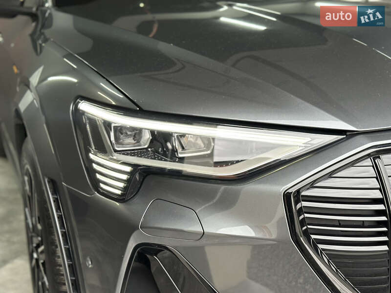 Позашляховик / Кросовер Audi e-tron S Sportback 2021 в Ужгороді фото 15 Позашляховик / Кросовер Audi e-tron S Sportback 2021 в Ужгороді